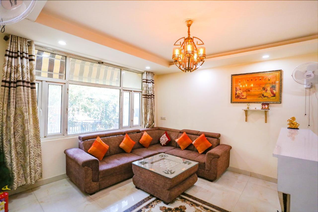 Fabhotel Jpm The Grand Bella - Nr Nehru Place Market New Delhi Buitenkant foto