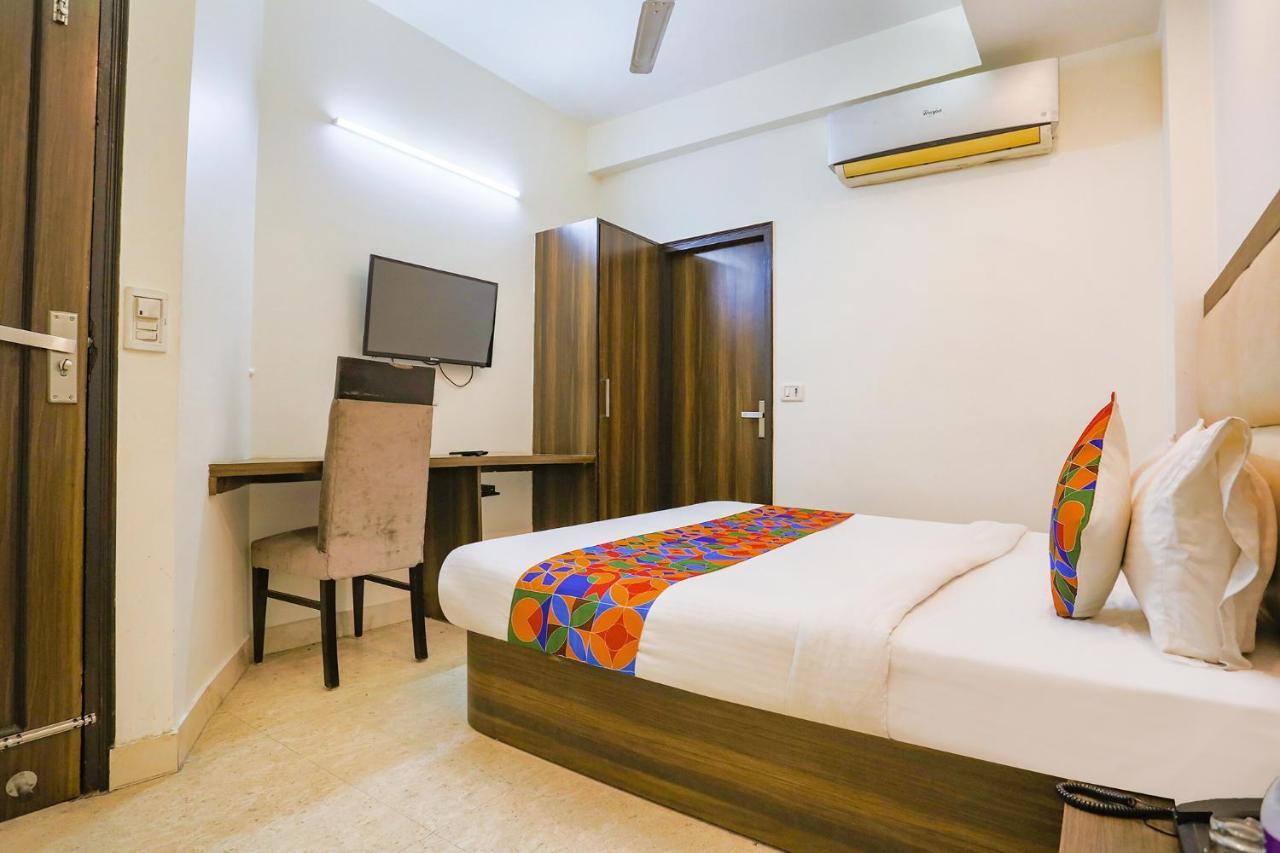 Fabhotel Jpm The Grand Bella - Nr Nehru Place Market New Delhi Buitenkant foto