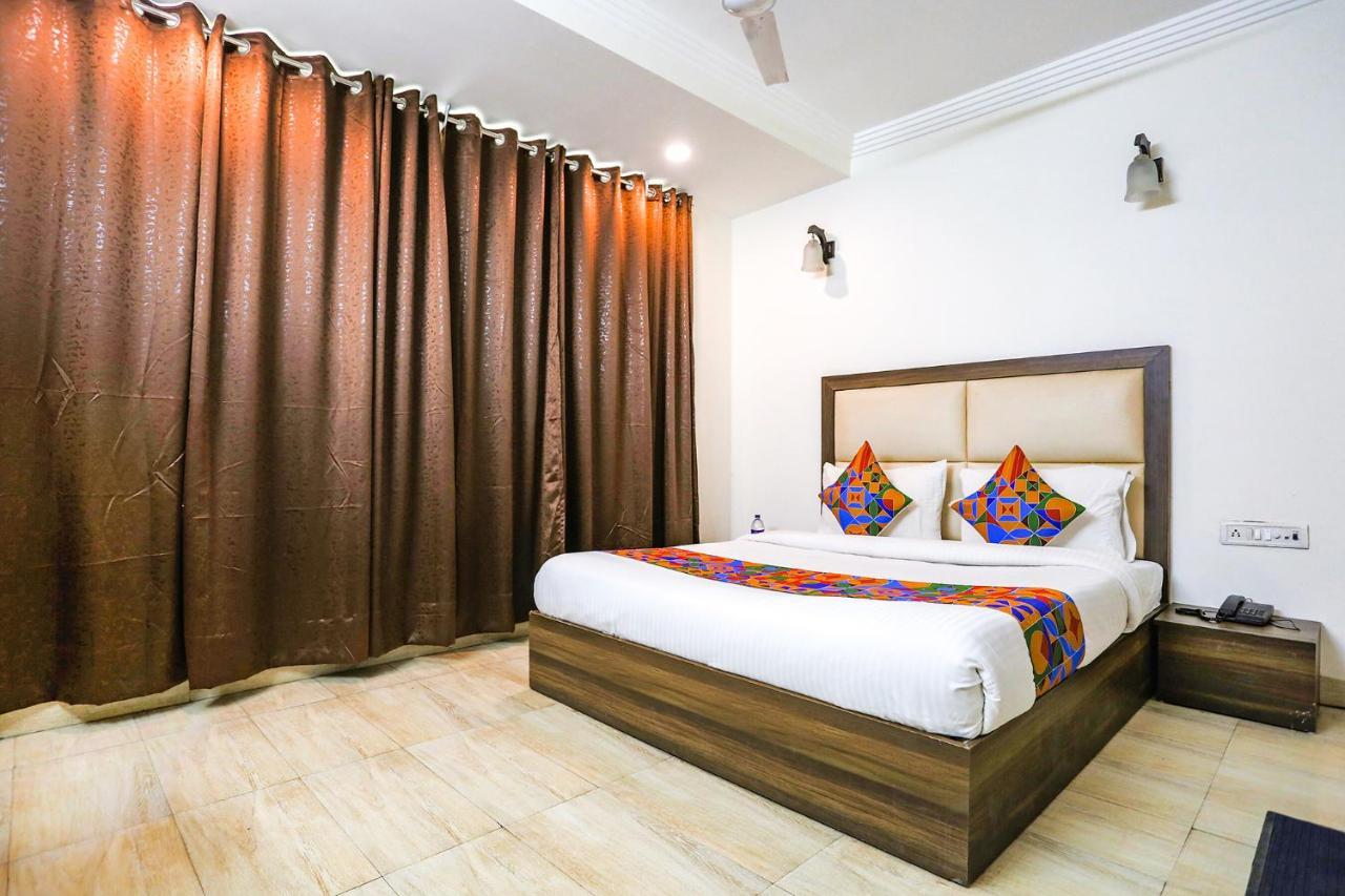 Fabhotel Jpm The Grand Bella - Nr Nehru Place Market New Delhi Buitenkant foto